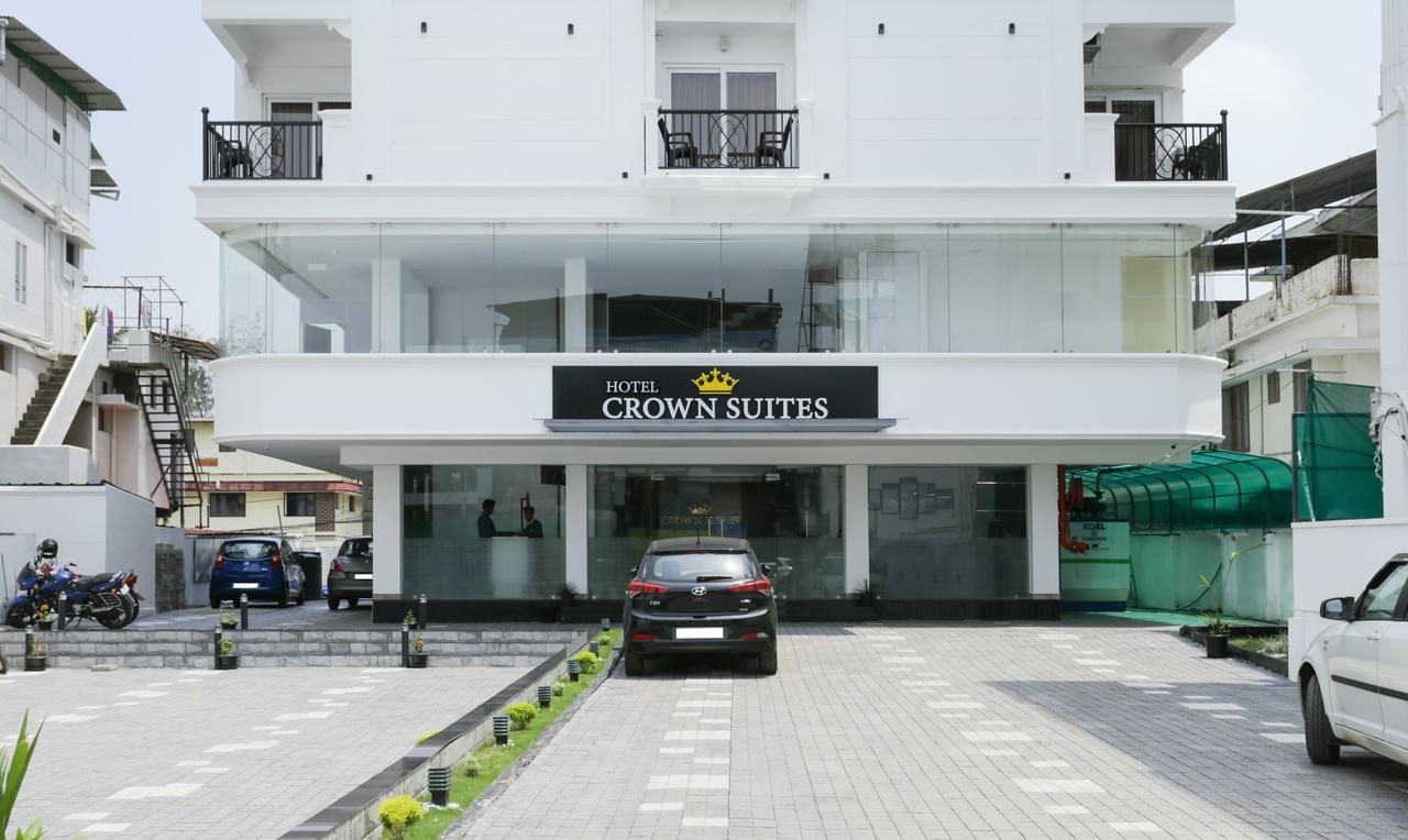 Hotel Crown Suites Kochi Екстер'єр фото
