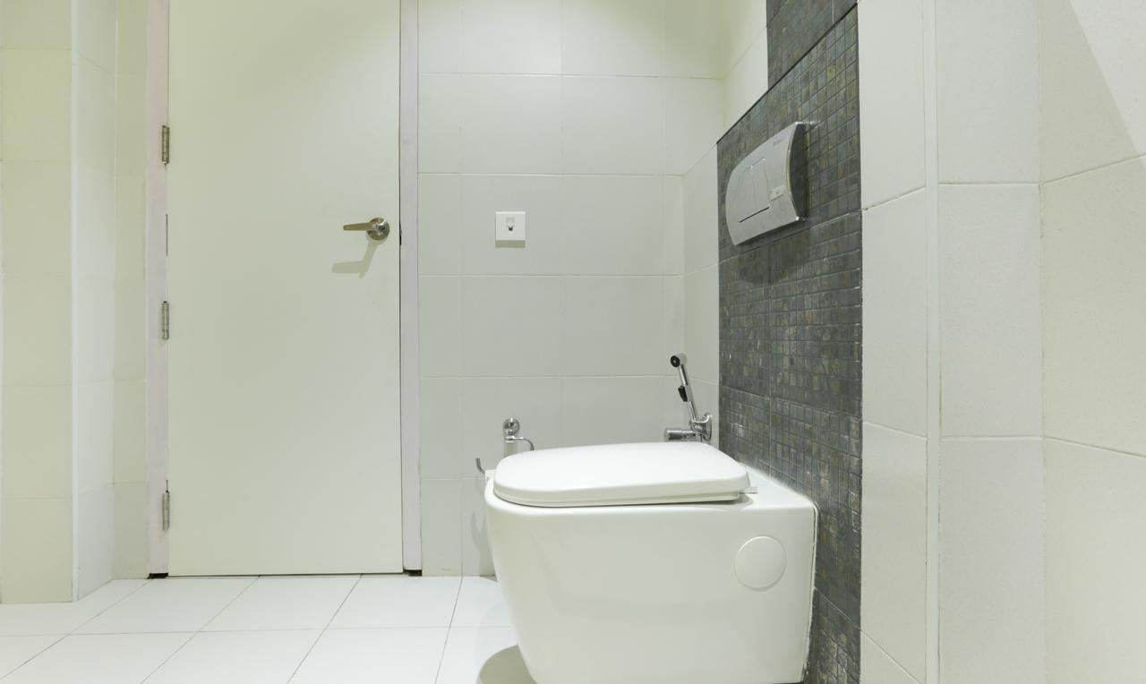Hotel Crown Suites Kochi Екстер'єр фото